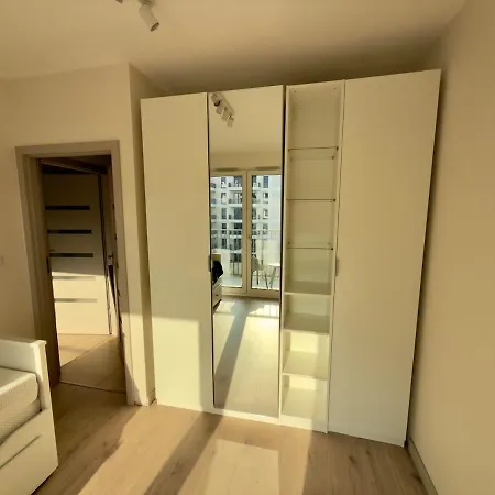 Lejlighed A Modern With Air Conditioning And A Balcony *